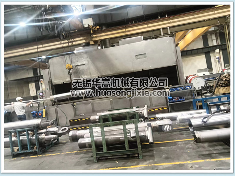 油缸、蓄能器部件清洗机